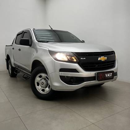 CHEVROLET S10 2.8 LS 4X4 CD 16V TURBO DIESEL 4P MANUAL CHEVROLET S10 2.8 LS 4X4 CD 16V TURBO DIESEL 4P MANUAL